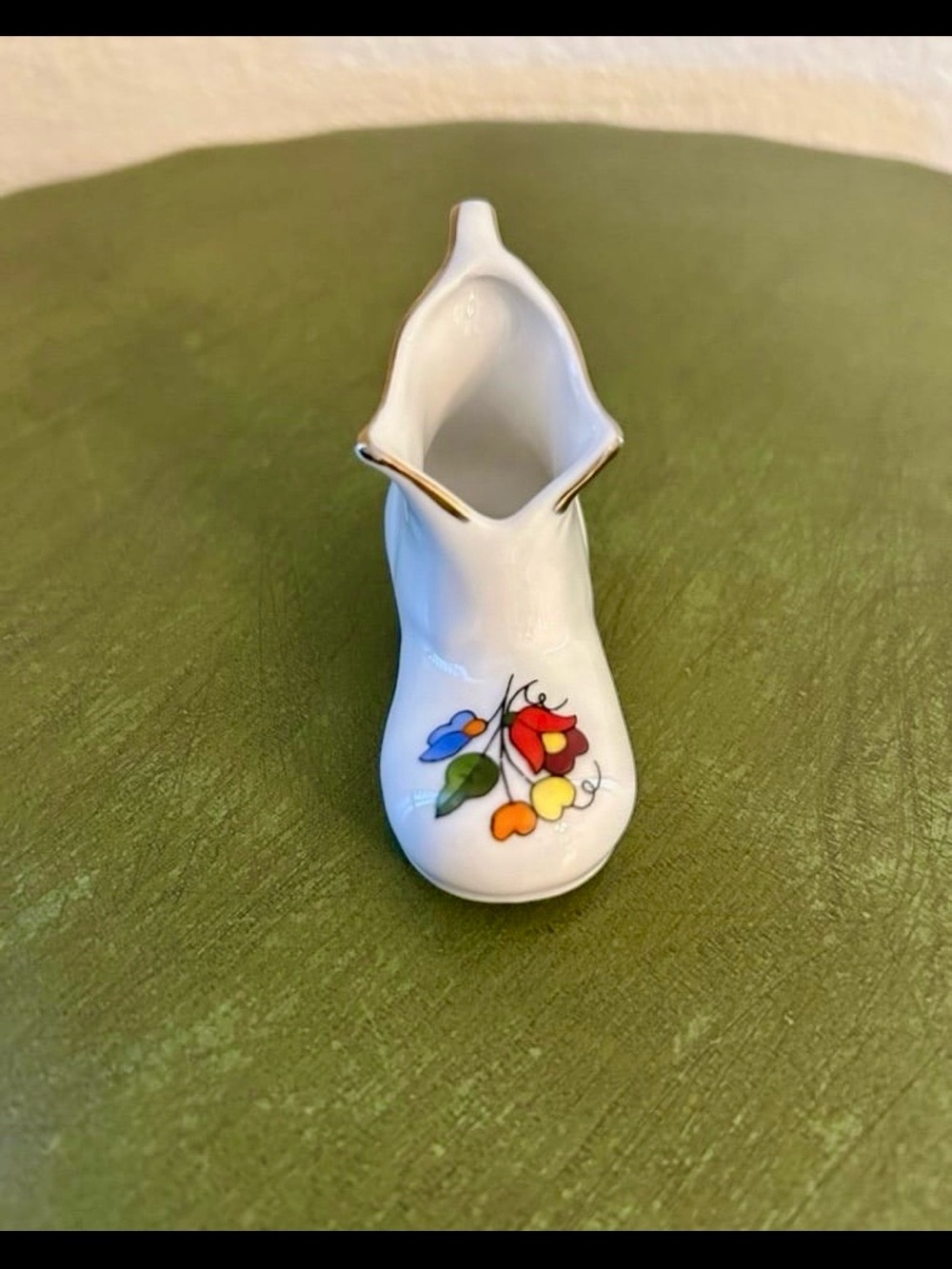 RARE FIND
Vintage Hungarian Kalocsay hand painted porcelain clog shoe.